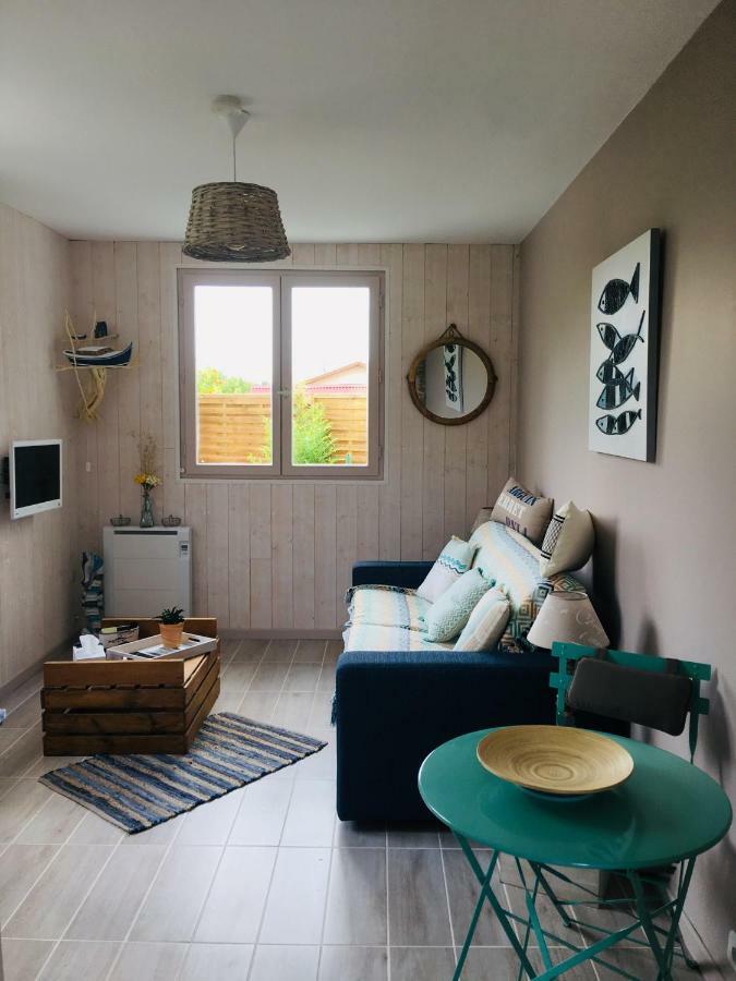 Petit Studio De L'Ermitage Гужан-Местрас Екстериор снимка